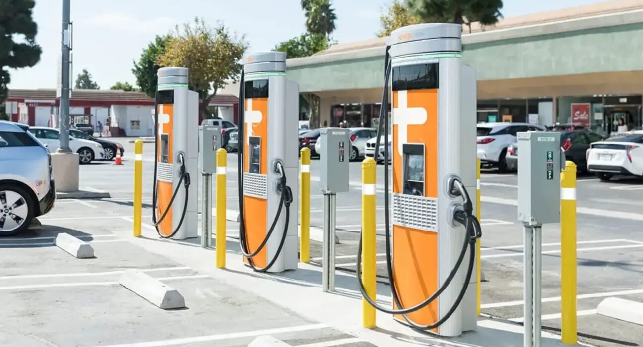 ChargePoint Stock Forecast for 2040 & 2050: How High Can It Go?