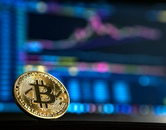 Bitcoin Needs Daily Close Above $76,000 To Confirm True Breakout: Analyst