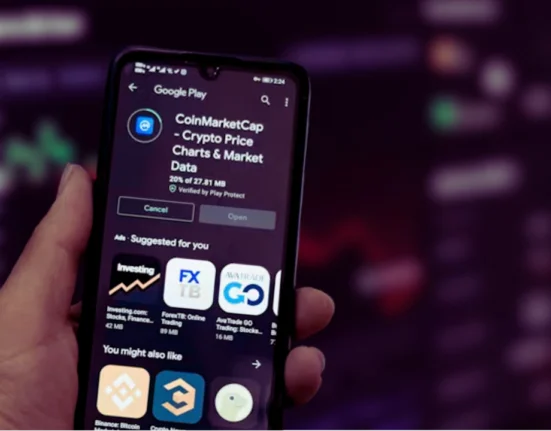 Mobile crypto apps rank up on App Store amid Bitcoin surge